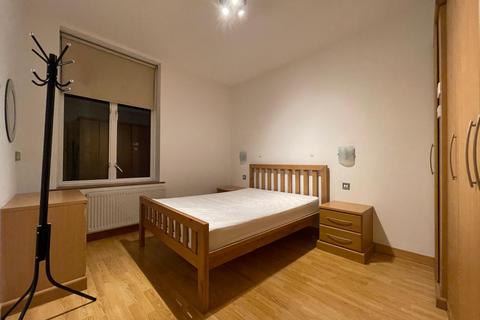 1 bedroom apartment to rent, Long Lane, London, EC1A