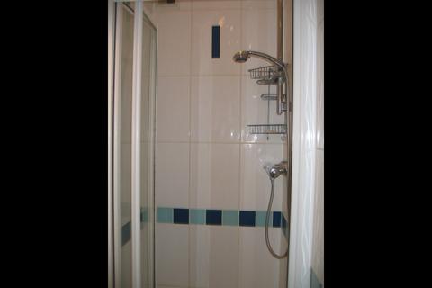 1 bedroom apartment to rent, Long Lane, London, EC1A