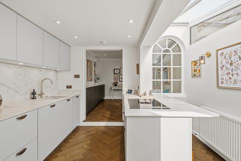 undefined, South Road, Weybridge, KT13