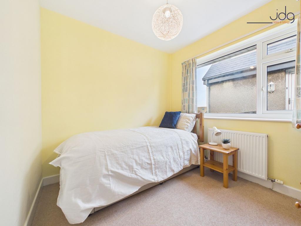 Single Bedroom
