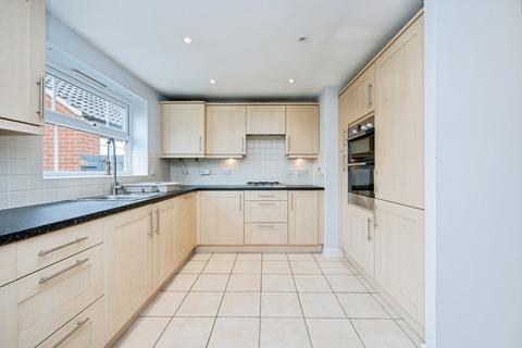 undefined, Gala Close, Bedford, Bedfordshire, MK41