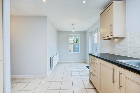 undefined, Gala Close, Bedford, Bedfordshire, MK41