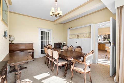 undefined, Liveridge Hill, Henley-in-Arden, Warwickshire B95
