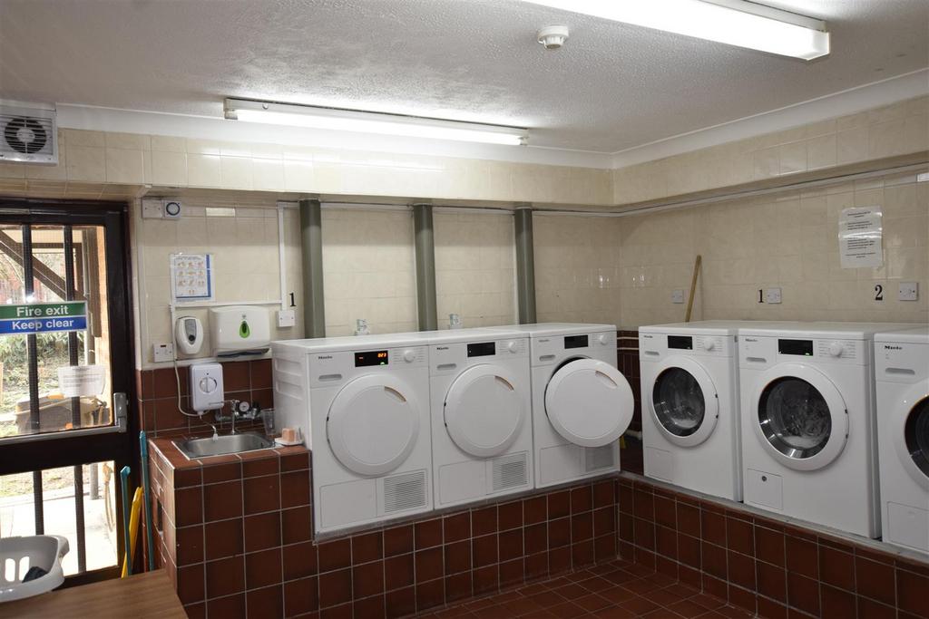 Laundry room.jpg