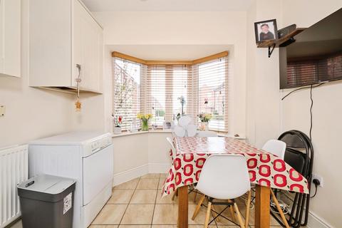 4 bedroom terraced house for sale, Creed Road, Oundle, PETERBOROUGH