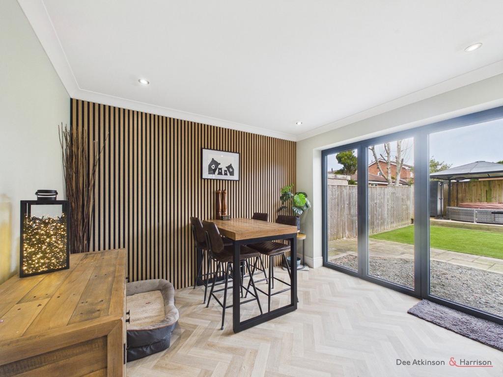 Open Plan Kitchen/Dining Area