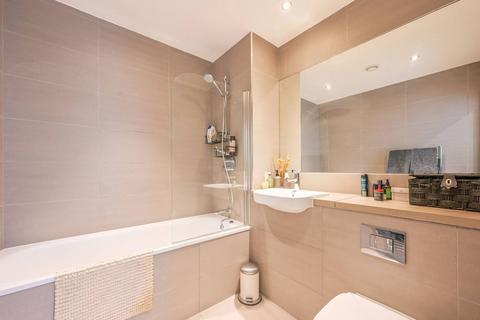 1 bedroom flat for sale, 5 Nicholson Square, London E3
