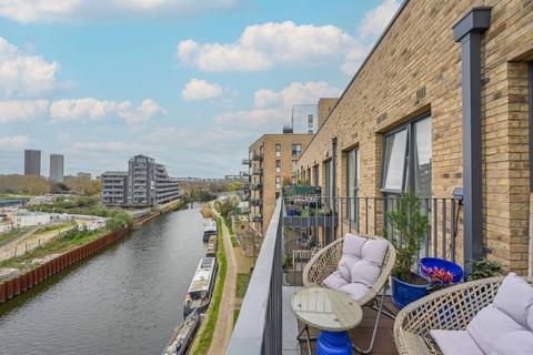 1 bedroom flat for sale, 5 Nicholson Square, London E3
