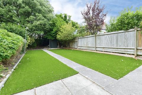 4 bedroom detached house for sale, Bingham Road, Bournemouth