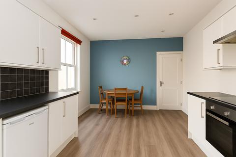4 bedroom detached house for sale, Bingham Road, Bournemouth
