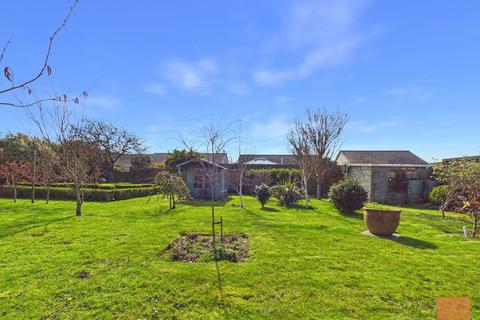 undefined, Mount Hawke, Substantial detached bungalow with large gardens