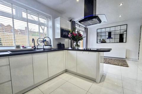 3 bedroom semi-detached house for sale, Broadmeadows, East Herrington, Sunderland, Tyne and Wear, SR3 3RF