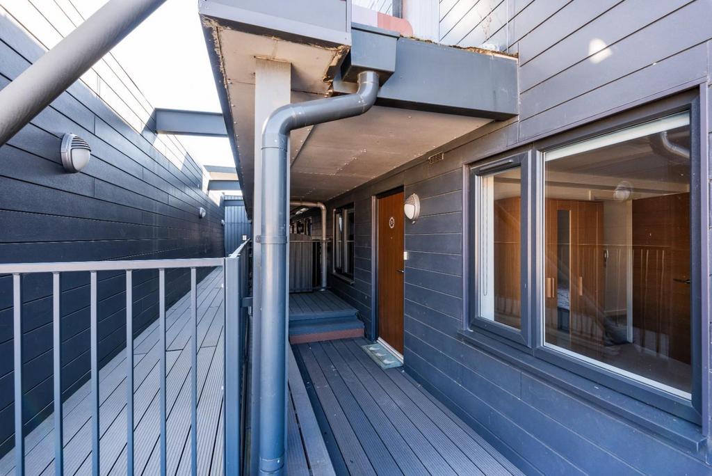 Flat 11, Oliver Court, Crown Road, Bath, BA1 4 BQ-5