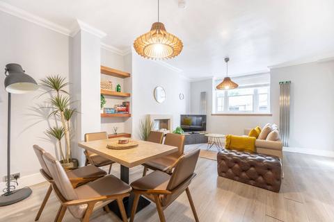 2 bedroom flat for sale, Gloucester Terrace, Lancaster Gate, London, W2