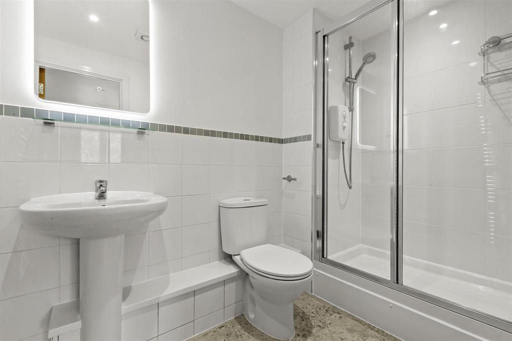 En Suite Bathroom