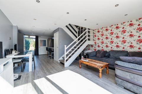 3 bedroom terraced house for sale, Daniells, Welwyn Garden City