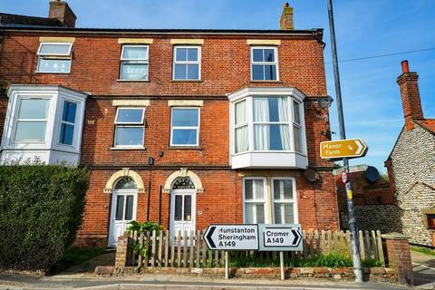 1 bedroom flat for sale, High Street, East Runton, NR27