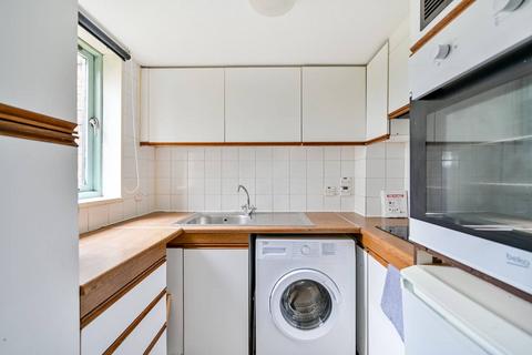 undefined, Deerhurst Close, Feltham, TW13
