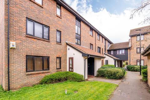 undefined, Deerhurst Close, Feltham, TW13