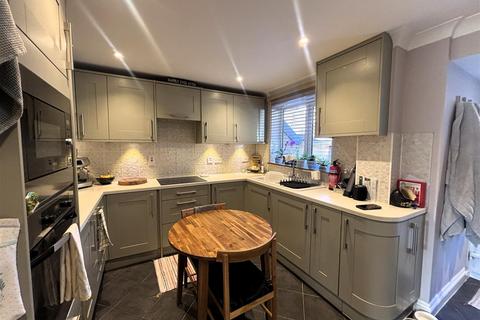 undefined, Oakfield Gardens, Parkend, Lydney