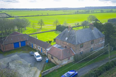 undefined, Freemans Lane, Sturton le Steeple