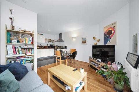 1 bedroom apartment to rent, Narrow Street, E14