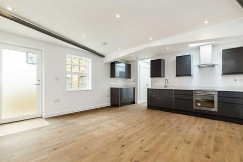 undefined, Elm Grove, London SW19