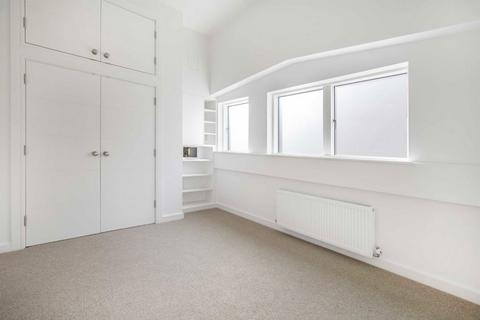 undefined, Elm Grove, London SW19
