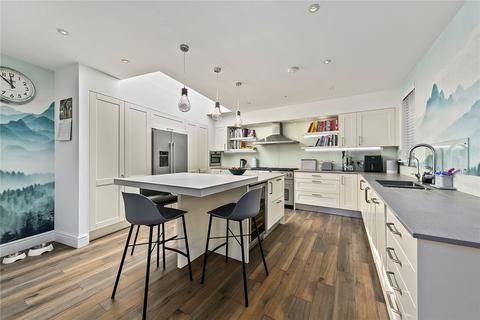 4 bedroom terraced house for sale, Canberra Place, Kew, Surrey, TW9