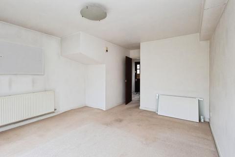 2 bedroom terraced house for sale, Burton Road, West Didsbury, Manchester, Greater Manchester, M20