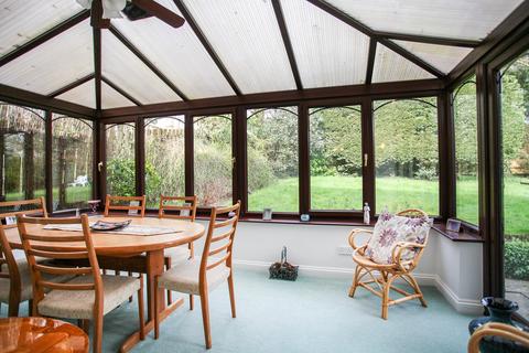 3 bedroom detached house for sale, Millbrook Ley, Broadwell, Moreton-in-Marsh, Gloucestershire. GL56 0TR
