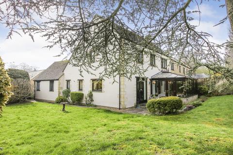 3 bedroom detached house for sale, Millbrook Ley, Broadwell, Moreton-in-Marsh, Gloucestershire. GL56 0TR