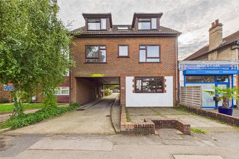 2 bedroom maisonette to rent, Feltham Hill Road, Ashford, Surrey, TW15