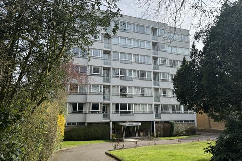 3 bedroom flat for sale, 67 PUTNEY HILL SW15