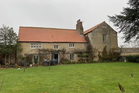 undefined, Wellingley DN11