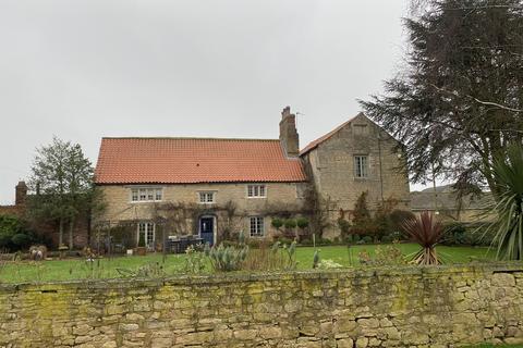 undefined, Wellingley DN11