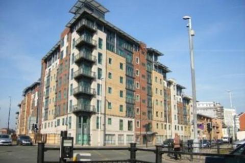 2 bedroom flat to rent, City Point 2, Salford M3