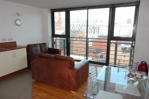 2 bedroom flat to rent, City Point 2, Salford M3