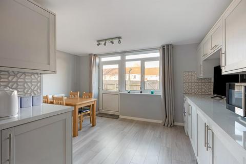 3 bedroom house for sale, Byng Walk, Andover