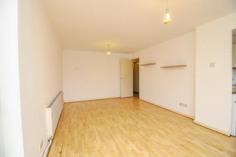 2 bedroom maisonette for sale, Fletchers Mews, Neath Hill, Milton Keynes, Buckinghamshire, MK14