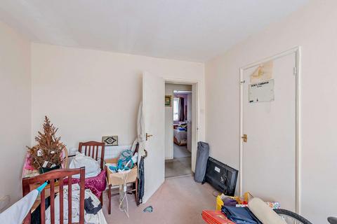 3 bedroom flat for sale, Halstead Road, Portsmouth, PO6