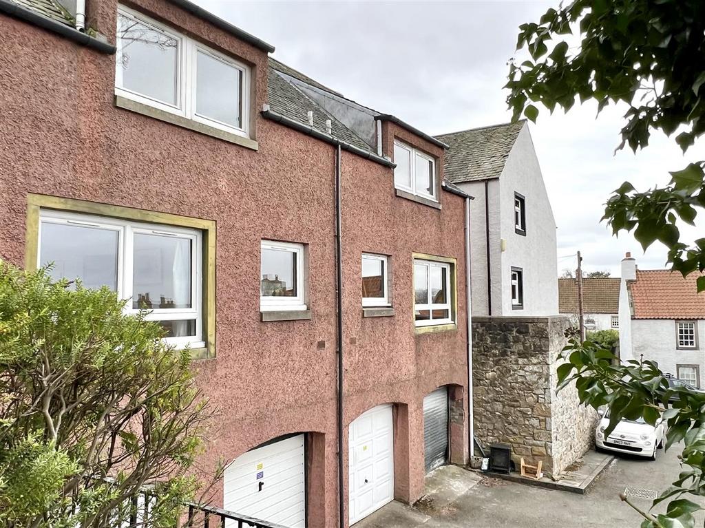 Macdonalds Lands, Culross