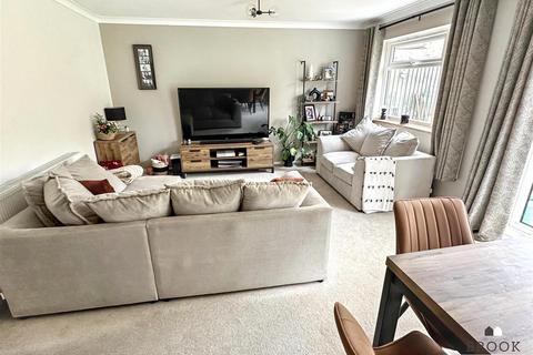 3 bedroom house for sale, Maywood Avenue, Eastbourne BN22