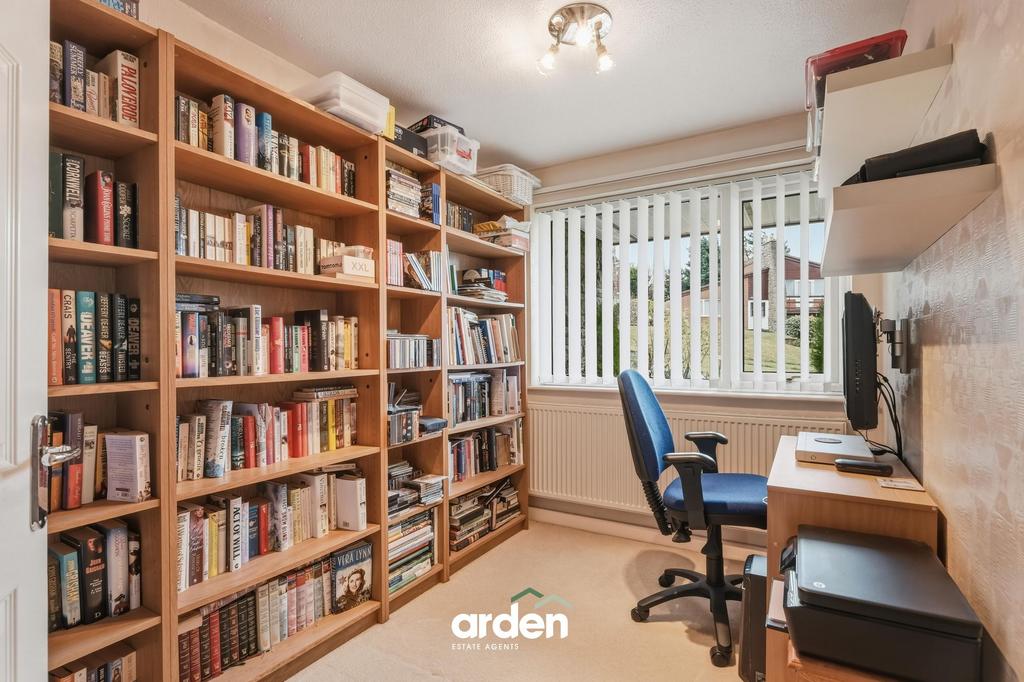 Bedroom 4 / Study