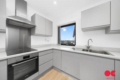 1 bedroom flat to rent, Spring Gardens, Romford RM7