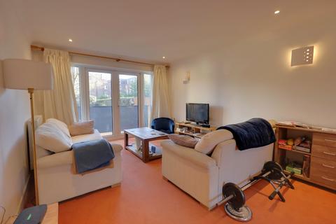2 bedroom flat for sale, 42-44 Winn Road, Southampton