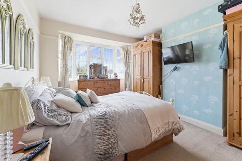 undefined, Laleham Road, Staines-upon-Thames, TW18