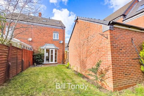 3 bedroom semi-detached house for sale, Caterbanck Way, Lichfield, WS13