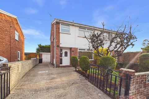 3 bedroom semi-detached house for sale, Queensway, Gwersyllt, Wrexham