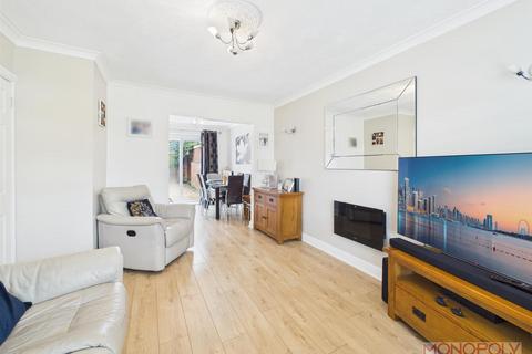 3 bedroom semi-detached house for sale, Queensway, Gwersyllt, Wrexham